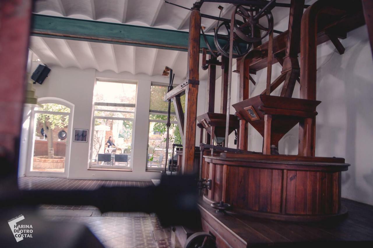 Centro De Arte Harina De Otro Costal Pension Trigueros Buitenkant foto