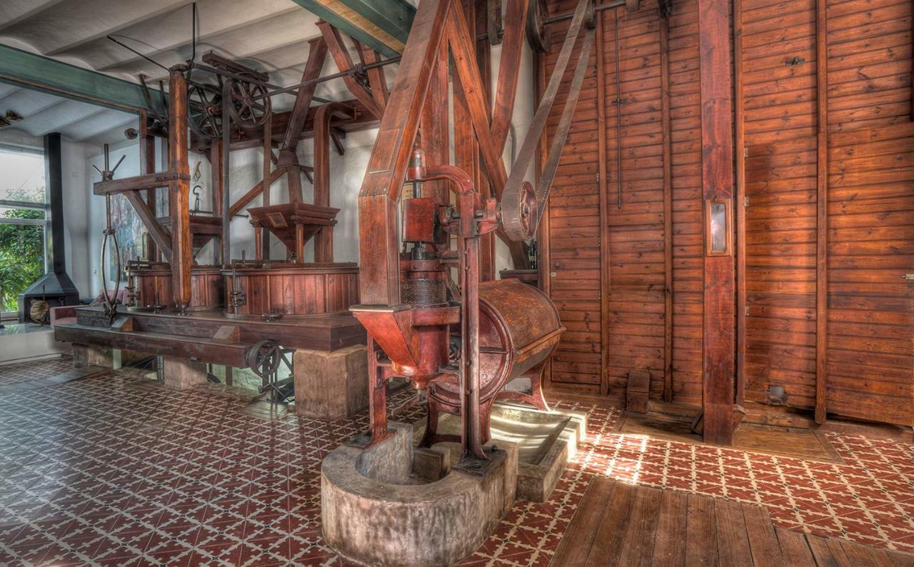 Centro De Arte Harina De Otro Costal Pension Trigueros Buitenkant foto